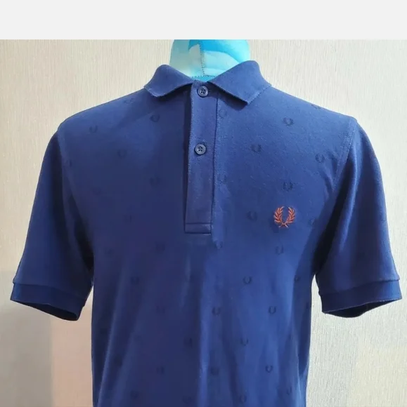 Fred Perry blue polo Small 36" multi laurel Crest print Monogram - Picture 5 of 6